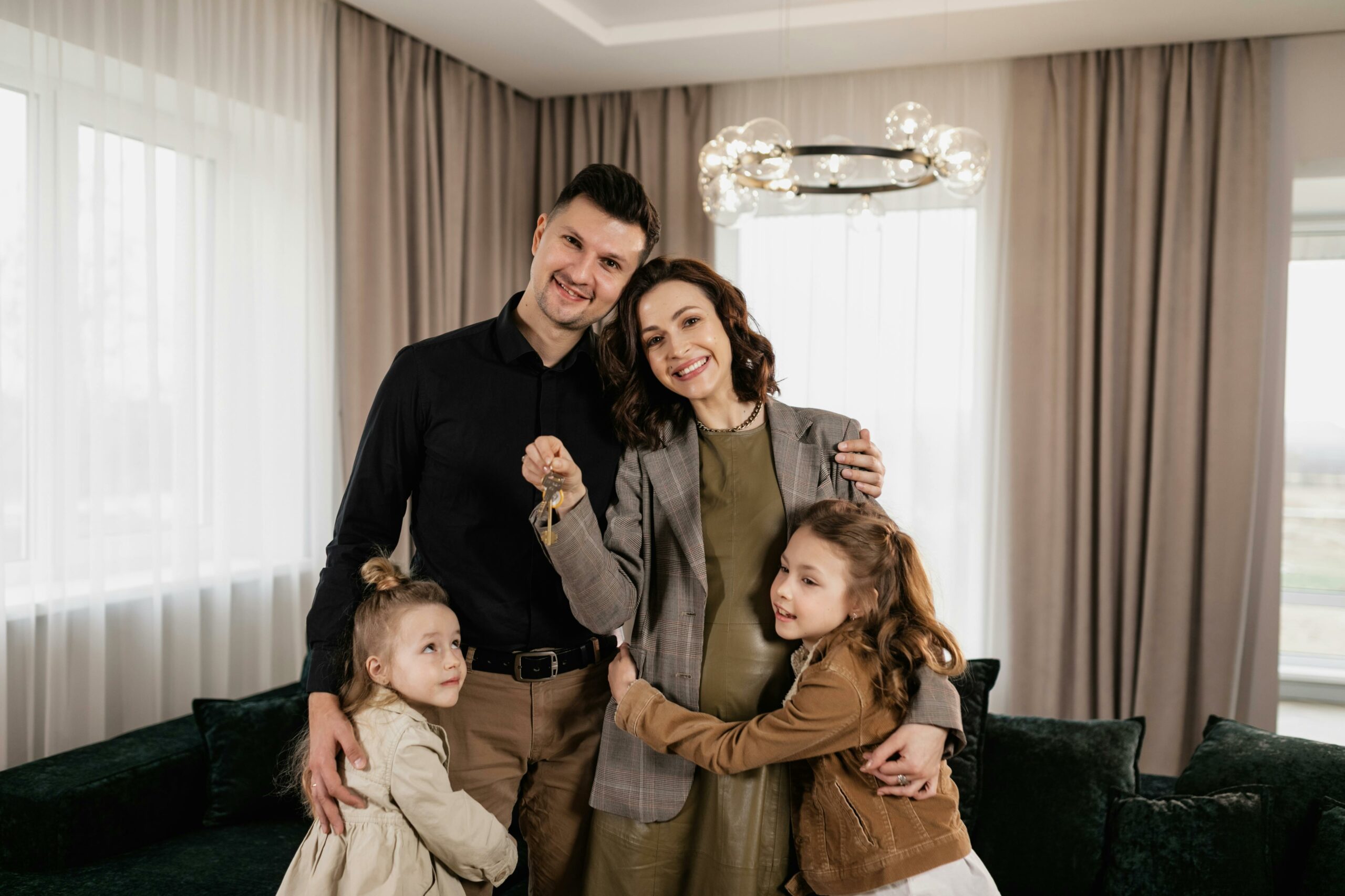 Family at home protected by Securelux security solutions