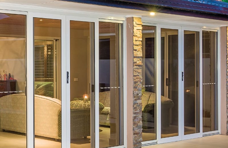 Double or triple sliding doors