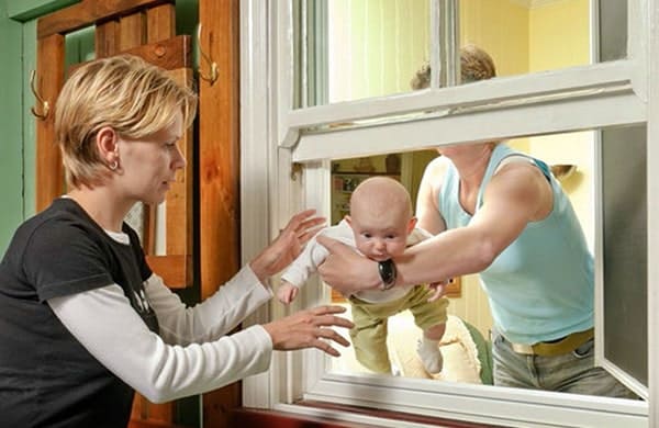 Crimsafe Safe-S-Cape emergency exit security screen window