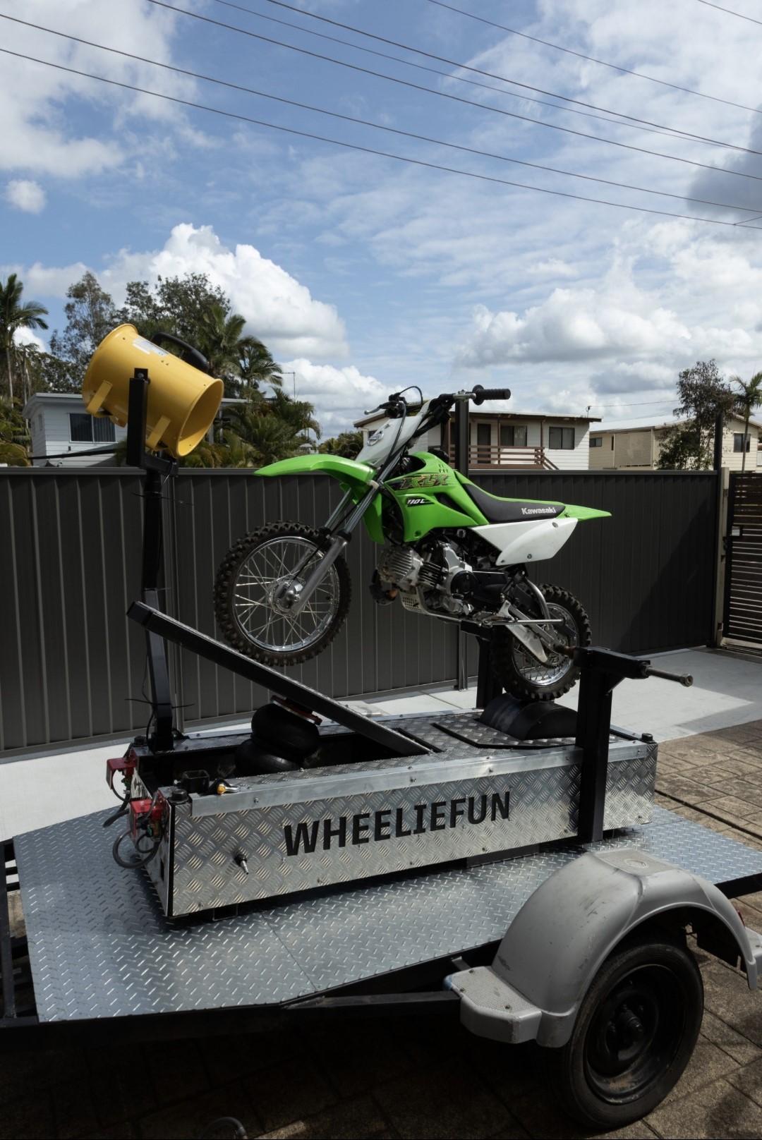 Wheelie Fun in action